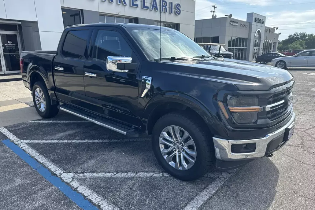 2024 Ford F-150 XLT photo 1