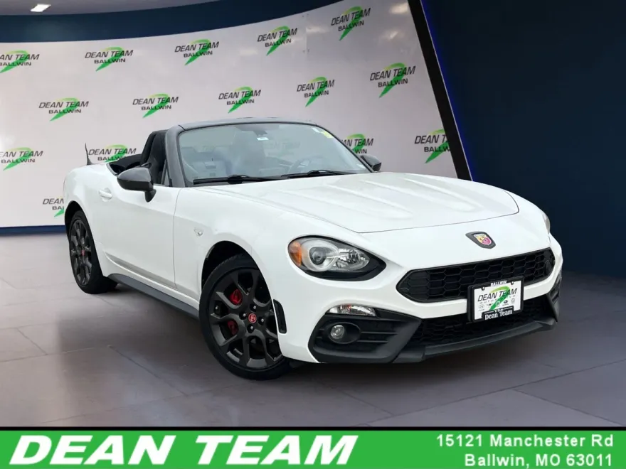 2018 Fiat 124 Spider Abarth photo 1