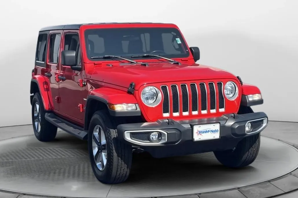 2019 Jeep Wrangler Unlimited Sahara photo 1