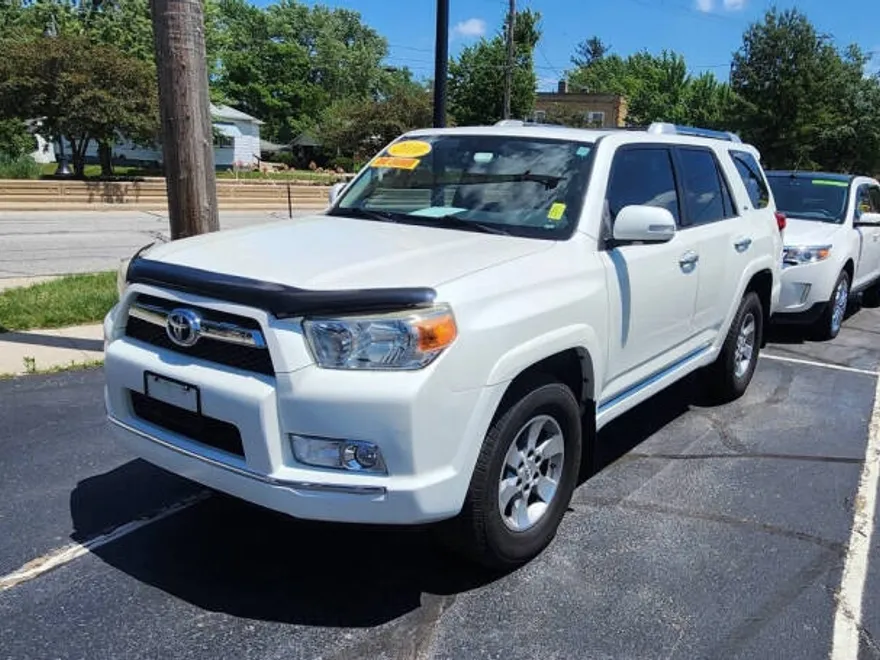 2010 Toyota 4Runner SR5 photo 1