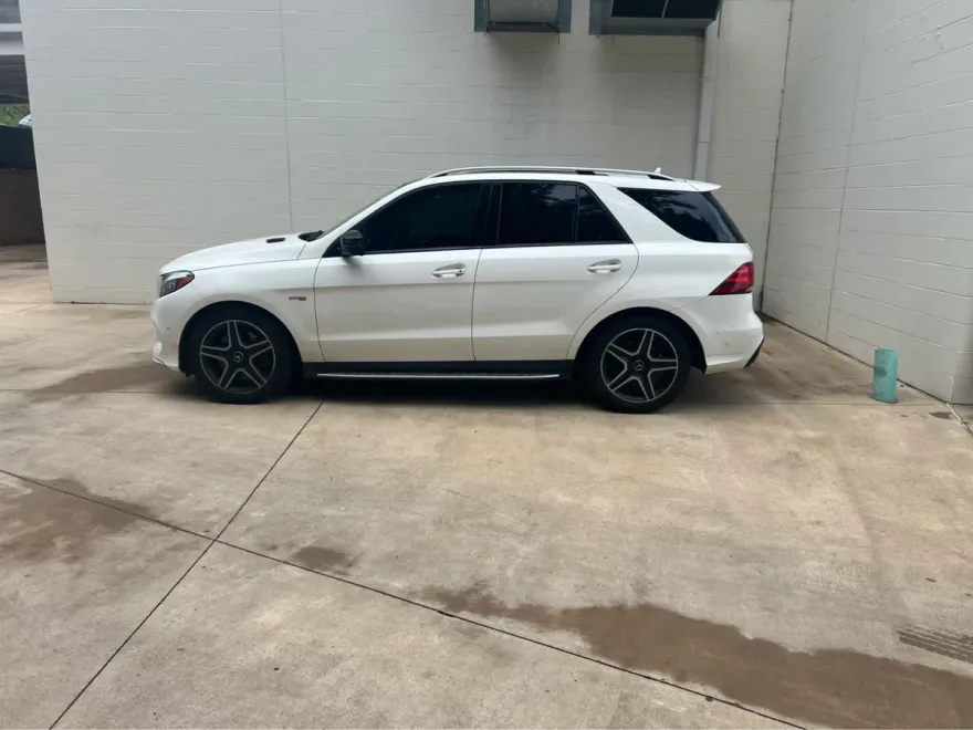 2018 Mercedes Benz GLE AMG 43 4MATIC photo 1