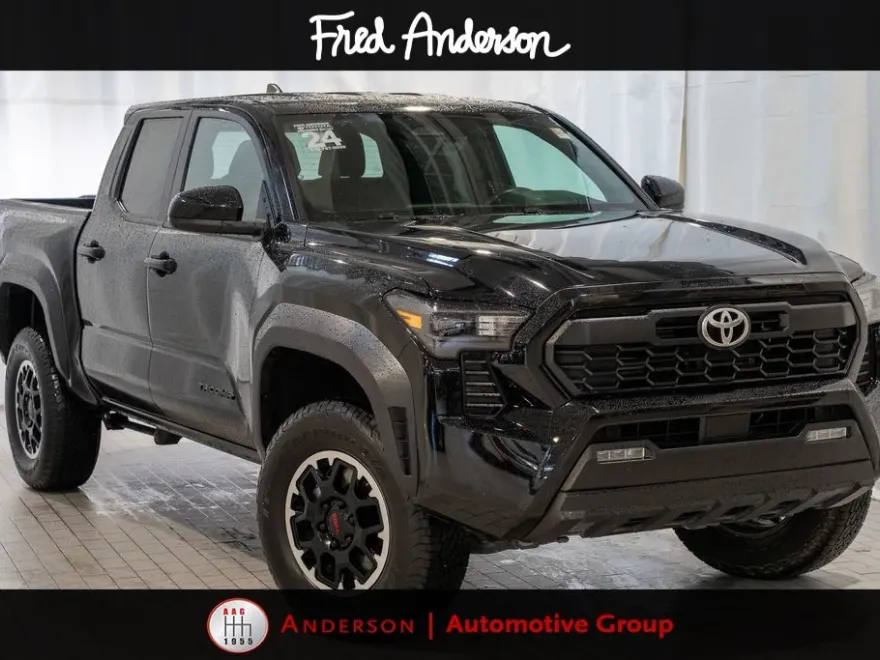 2024 Toyota Tacoma TRD Off-Road photo 1