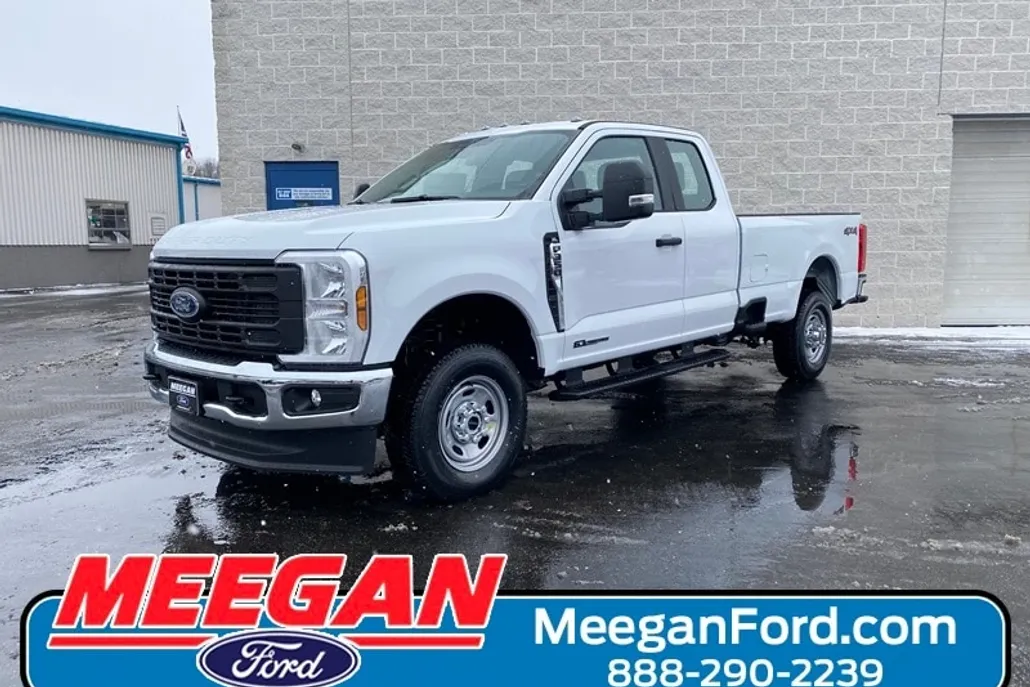 2025 Ford F-350 XL photo 1