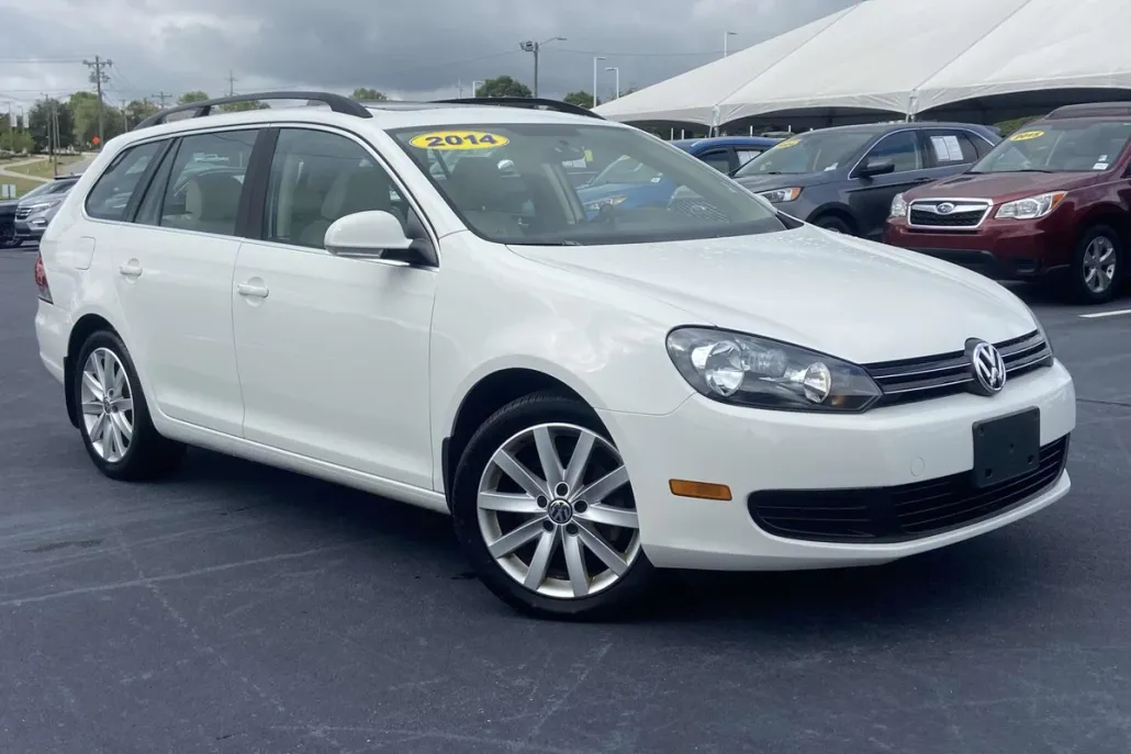 2014 Volkswagen Jetta SportWagen 2.5L S photo 1