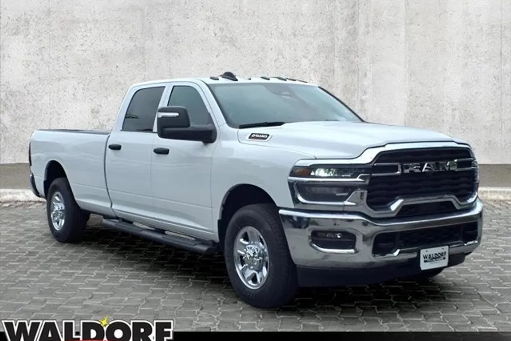 2025 Ram 2500 Tradesman photo 1