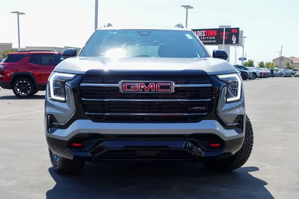 2026 Gmc Terrain AT4 photo 1