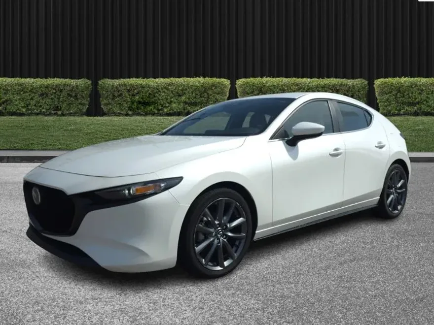 2019 Mazda Mazda3 Preferred Hatchback photo 1