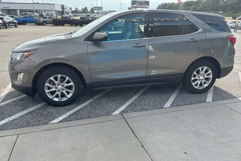 2018 Chevrolet Equinox photo 1