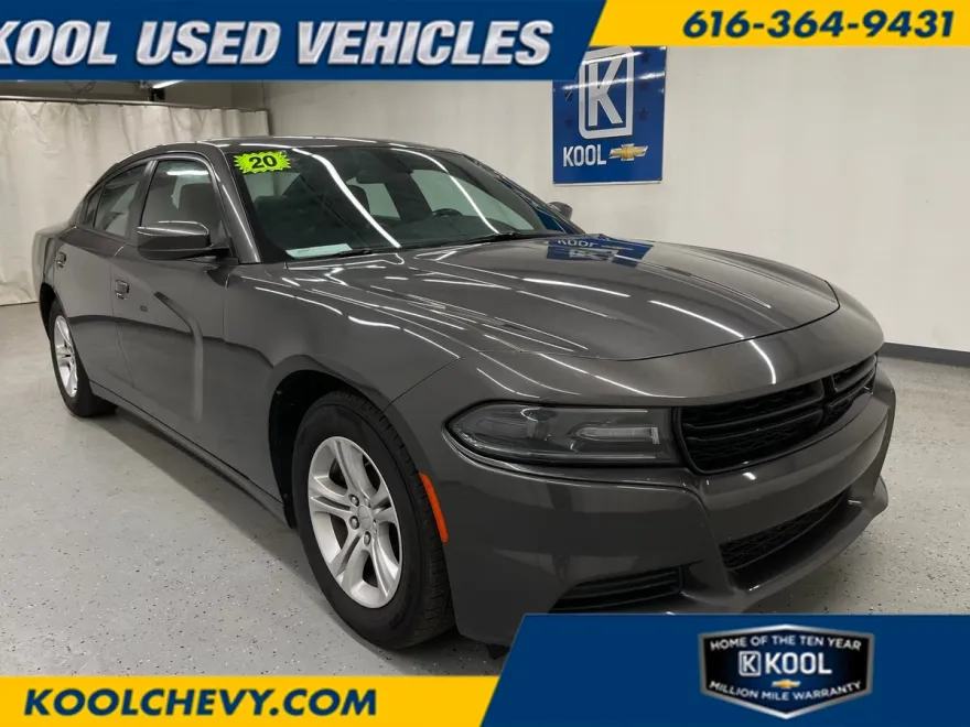 2020 Dodge Charger SXT photo 1