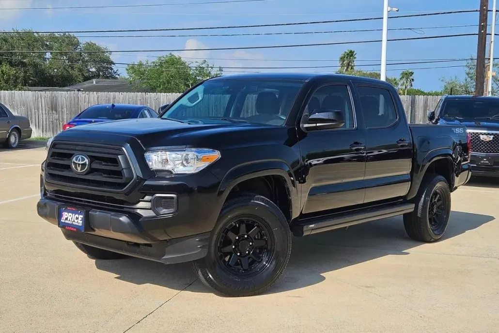 2023 Toyota Tacoma SR photo 1