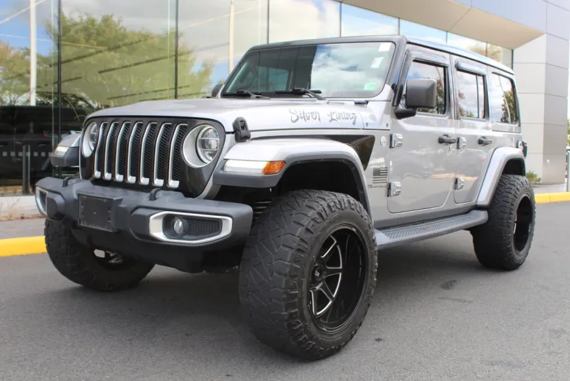 2019 Jeep Wrangler Unlimited Sahara photo 1