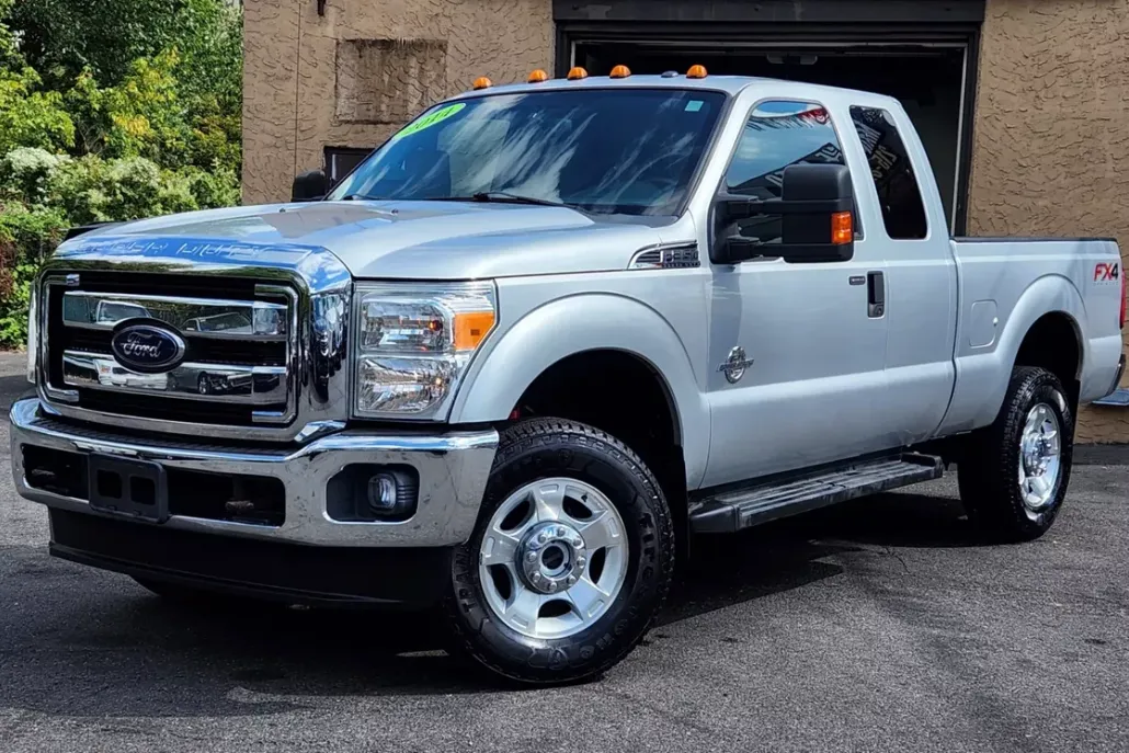 2015 Ford F-350 XLT photo 1