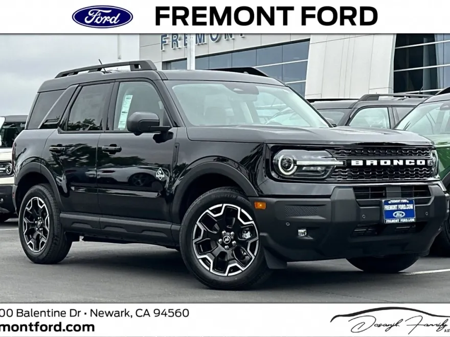 2025 Ford Bronco Sport Outer Banks photo 1
