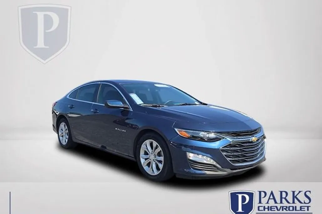 2021 Chevrolet Malibu 1LT photo 1