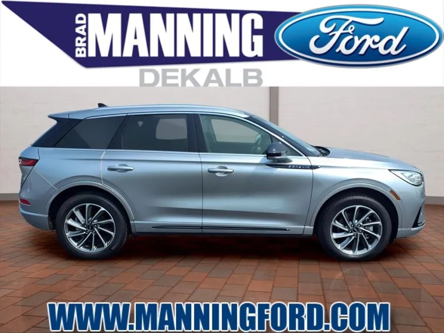 2024 Lincoln Corsair Grand Touring photo 1