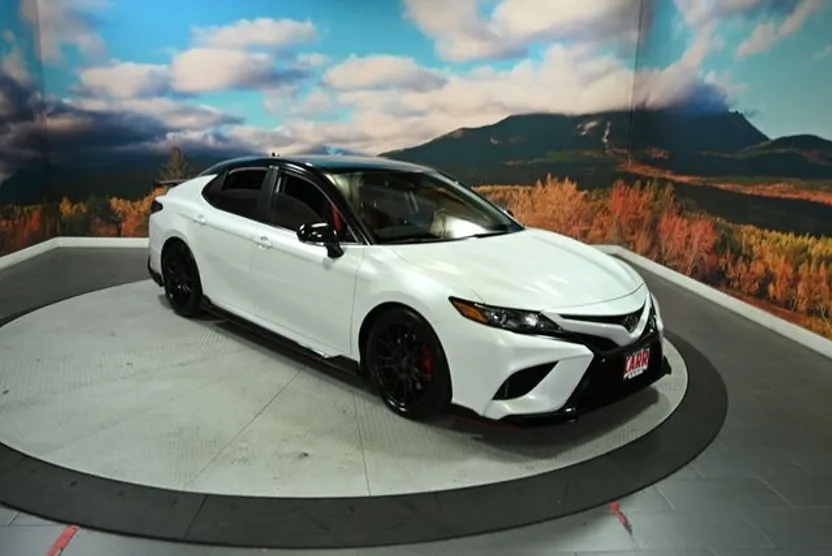 2023 Toyota Camry XSE V6 photo 1