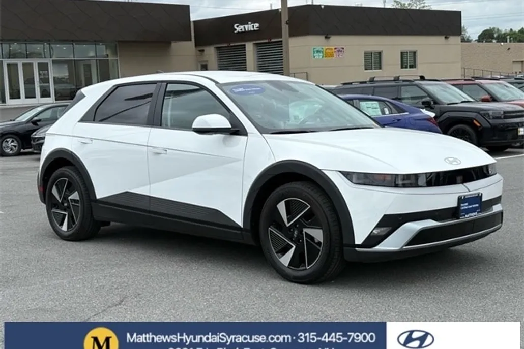 2025 Hyundai Ioniq 5 SE photo 1