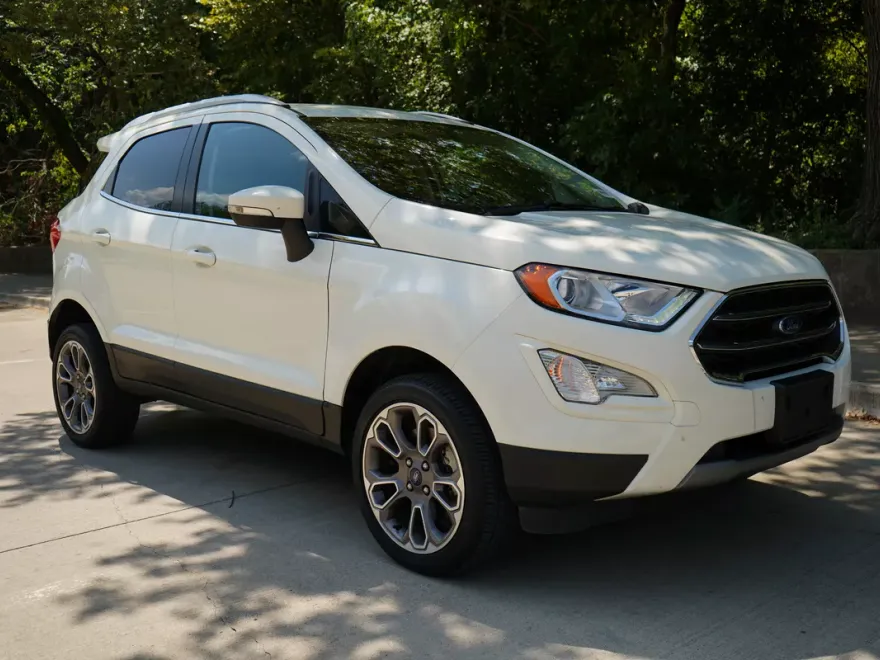 2020 Ford EcoSport Titanium photo 1