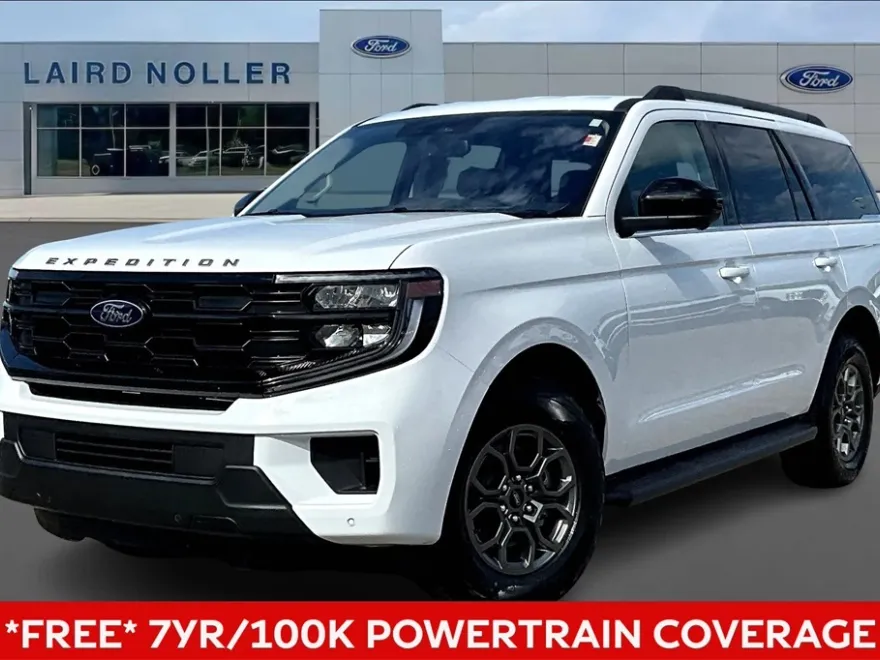 2025 Ford Expedition photo 1