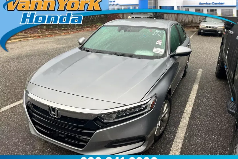2019 Honda Accord LX 1.5T photo 1