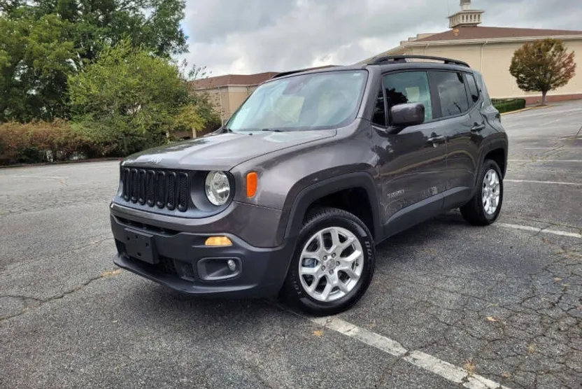 2016 Jeep Renegade Latitude North Edition photo 1