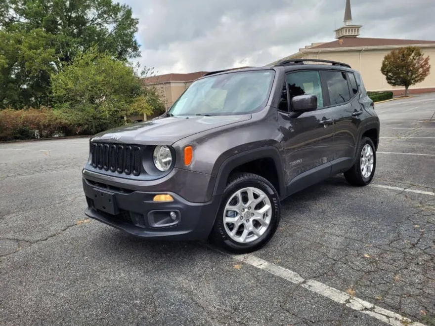 2016 Jeep Renegade Latitude North Edition photo 1