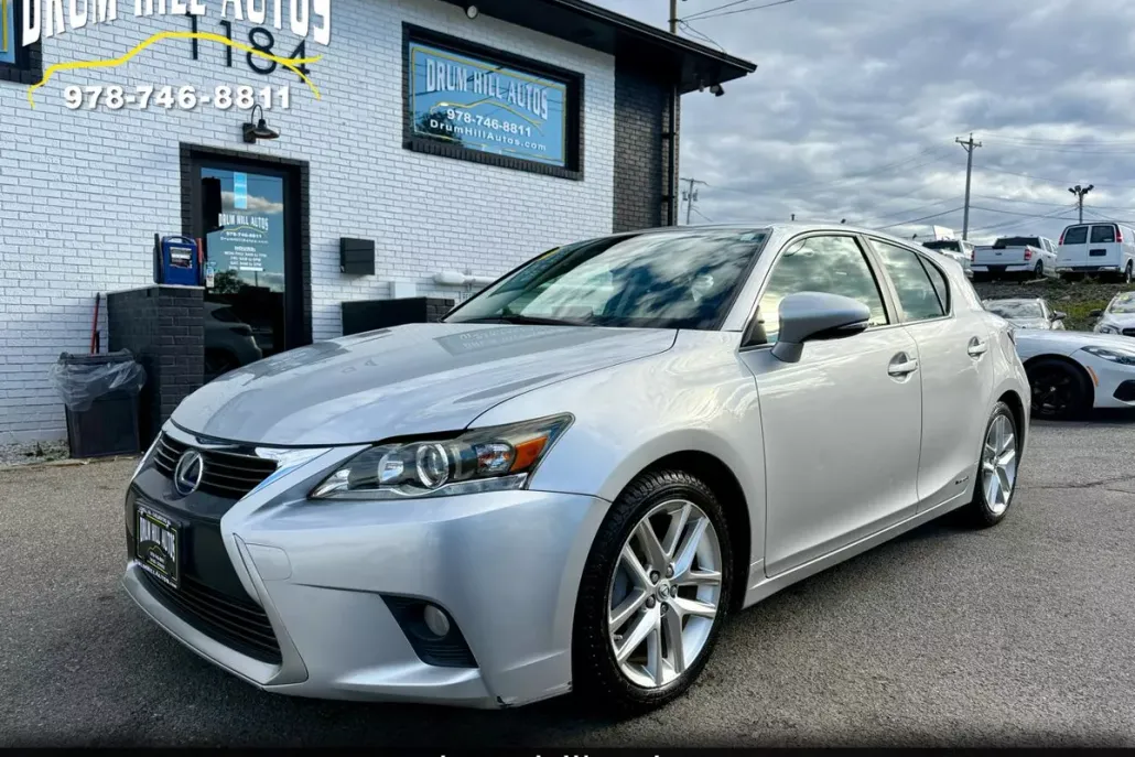 2014 Lexus CT 200h photo 1