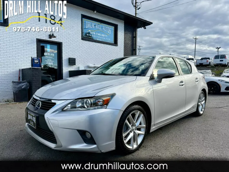 2014 Lexus CT 200h photo 1