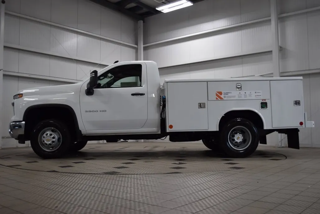 2025 Chevrolet Silverado 3500HD Work Truck photo 1