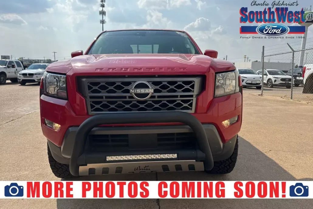 2022 Nissan Frontier SV photo 1