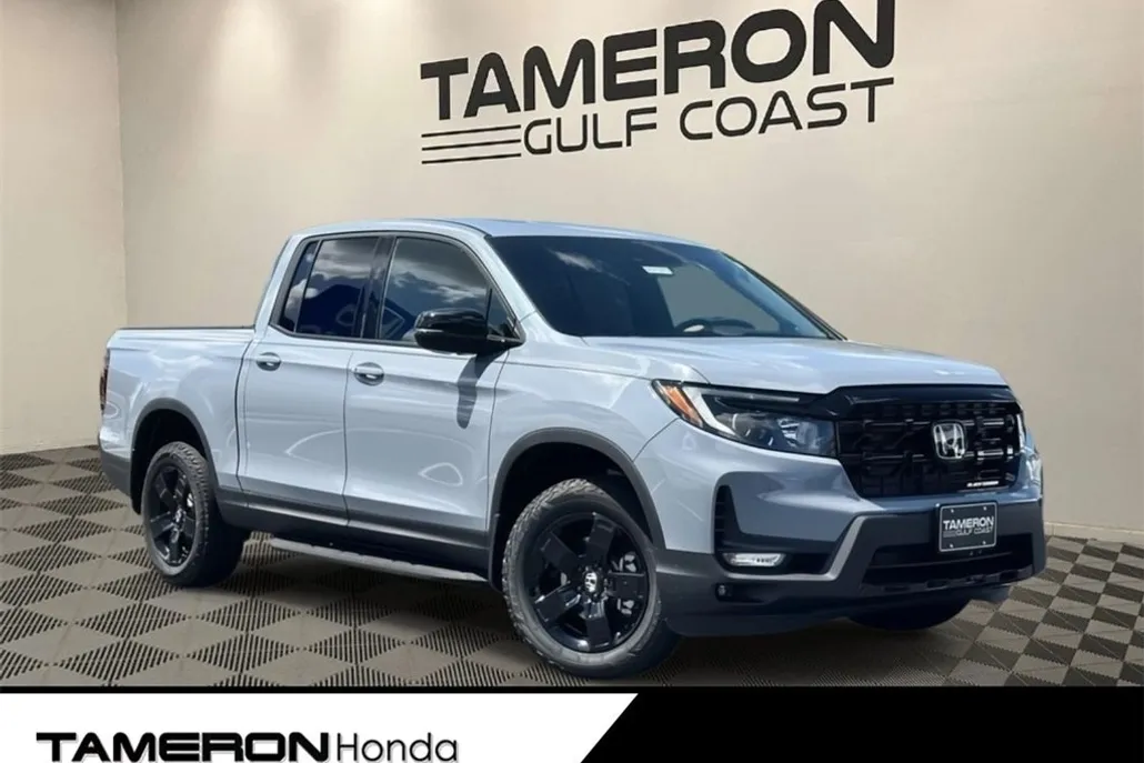 2025 Honda Ridgeline Black Edition photo 1