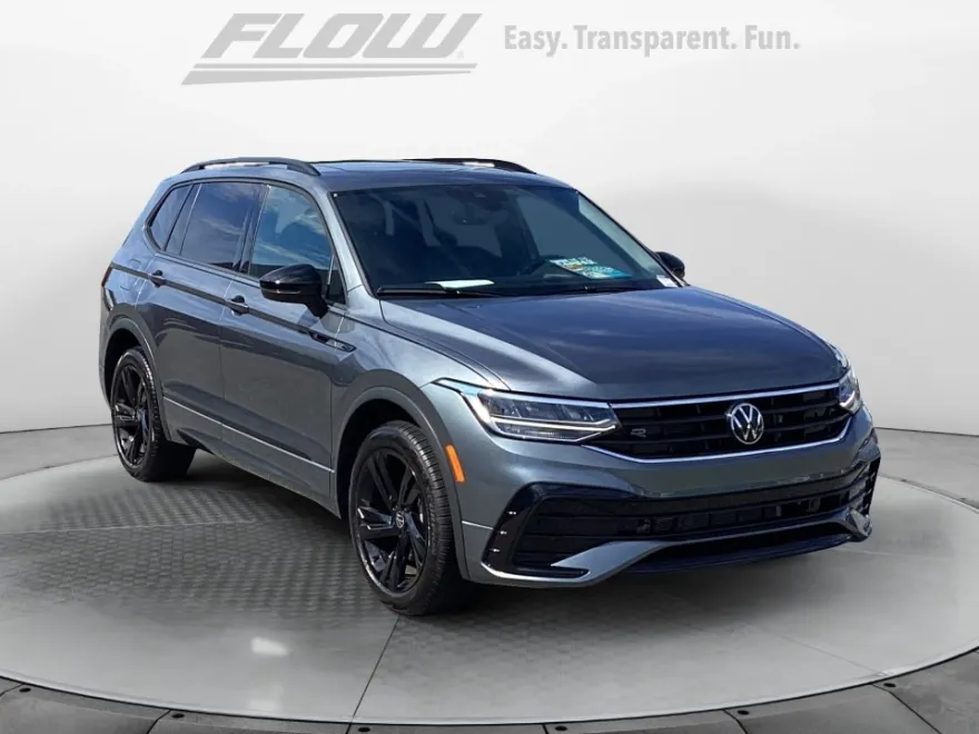 2024 Volkswagen Tiguan SE R-Line Black photo 1