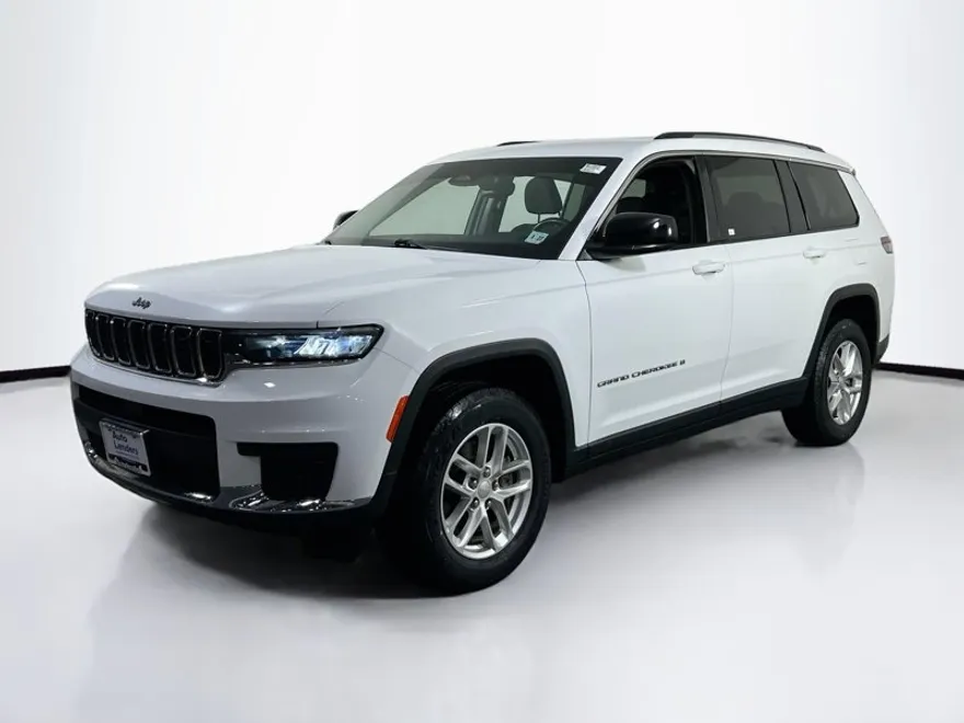 2021 Jeep Grand Cherokee Laredo photo 1