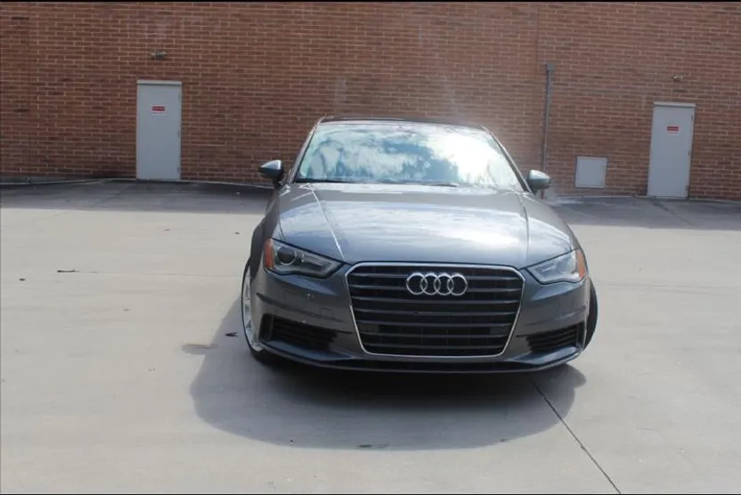 2016 Audi A3 Premium photo 1
