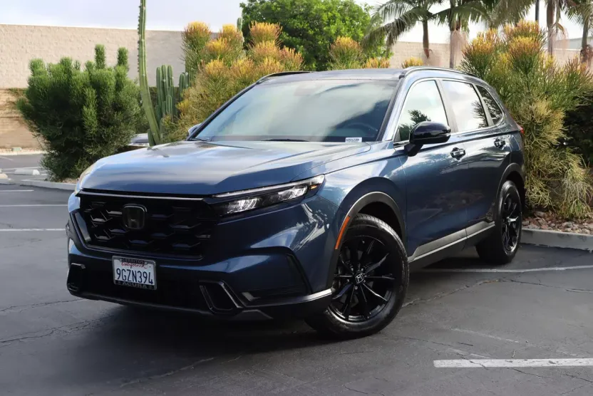 2023 Honda CR-V Hybrid Sport photo 1