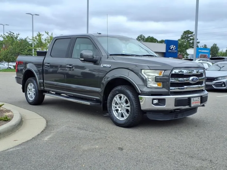 2016 Ford F-150 Lariat photo 1