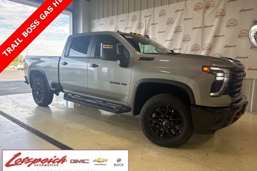 2026 Chevrolet Silverado 2500HD LT photo 1