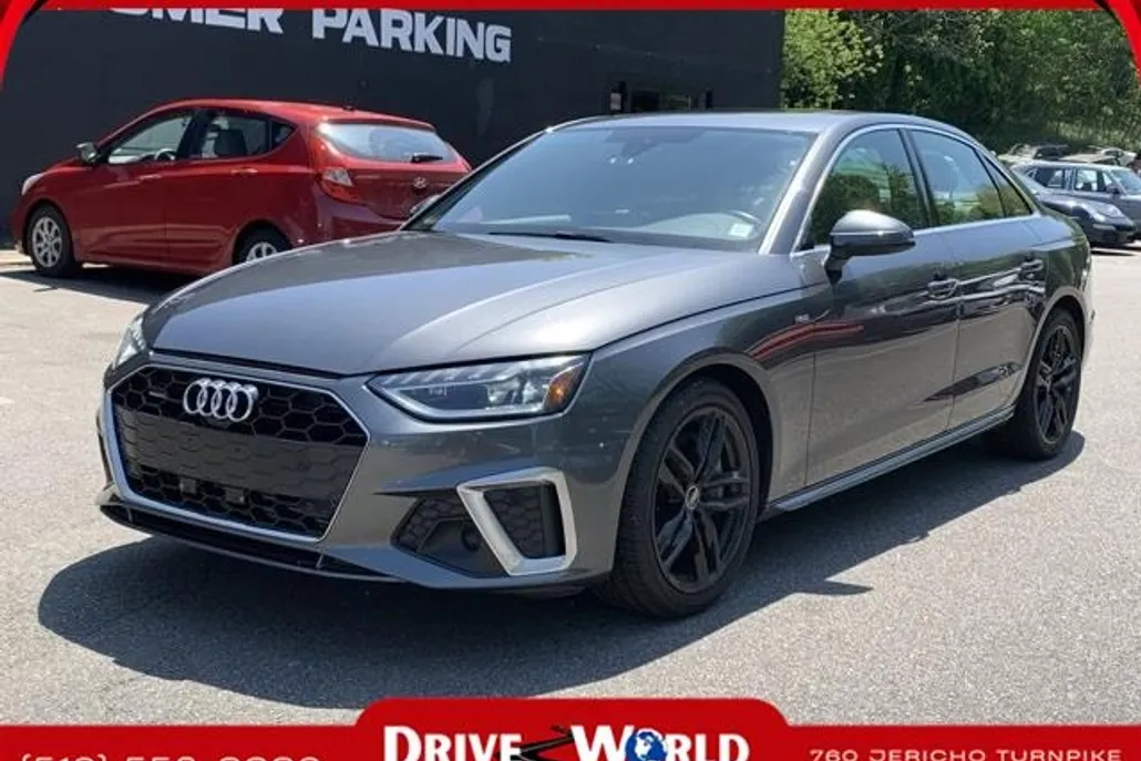 2023 Audi A4 S line Quattro Premium Plus photo 1