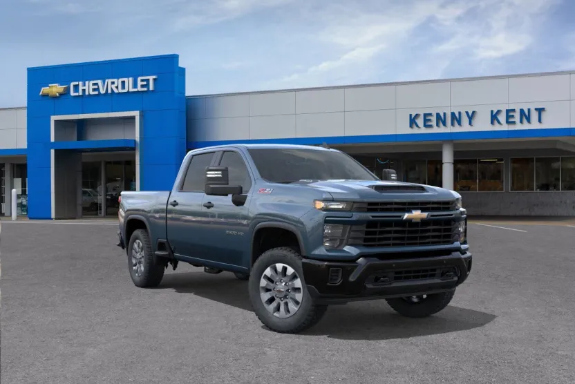 2026 Chevrolet Silverado 2500HD Custom photo 1