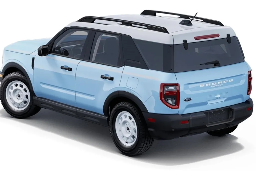 2025 Ford Bronco Sport Heritage photo 1