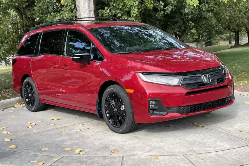 2026 Honda Odyssey photo 1