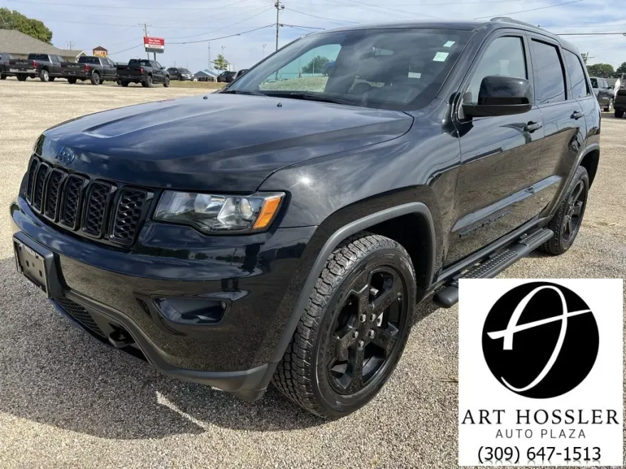 2020 Jeep Grand Cherokee Laredo Upland photo 1