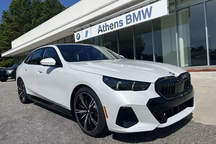 2026 Bmw 550e 550e xDrive photo 1