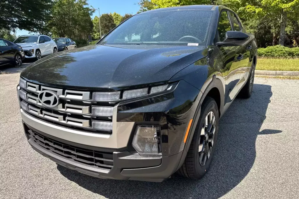 2026 Hyundai Santa Cruz SE photo 1
