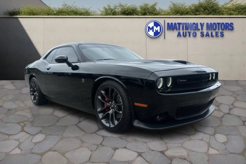 2021 Dodge Challenger R/T Scat Pack photo 1