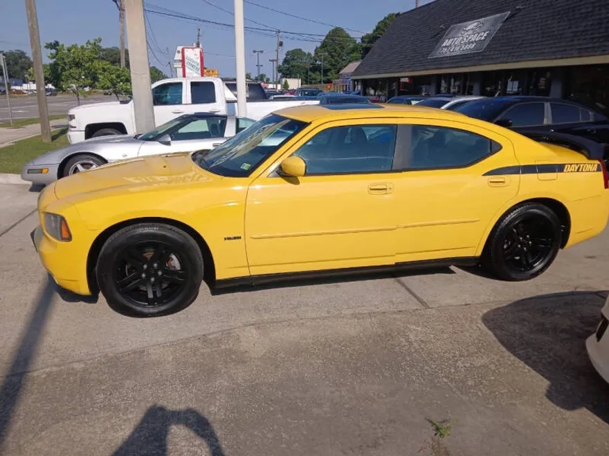 2006 Dodge Charger R/T photo 1
