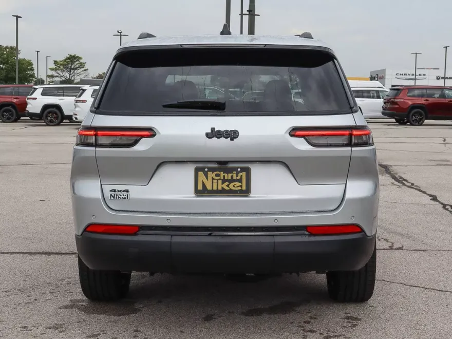2025 Jeep Grand Cherokee Altitude X photo 1