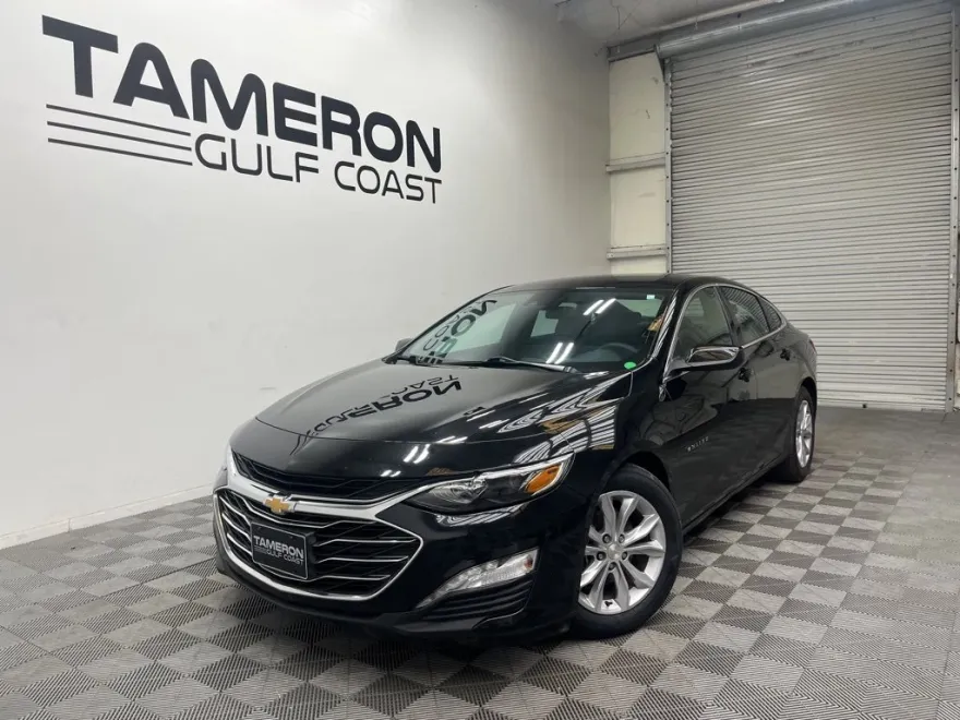 2023 Chevrolet Malibu 1LT photo 1