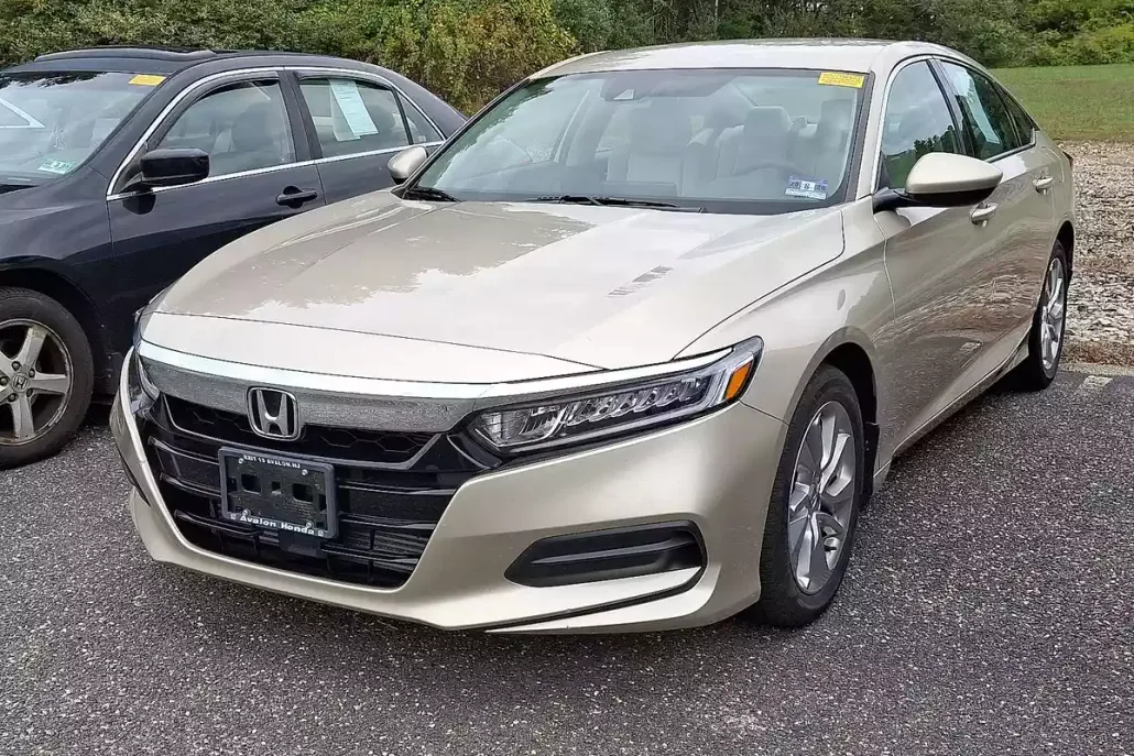 2019 Honda Accord LX photo 1