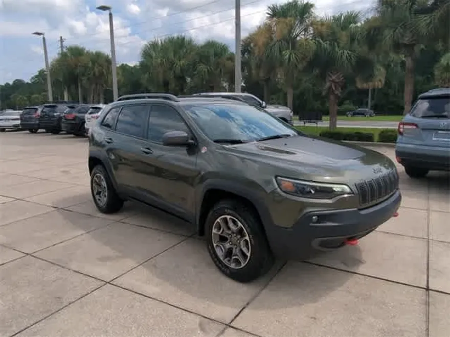 2020 Jeep Cherokee Trailhawk photo 1